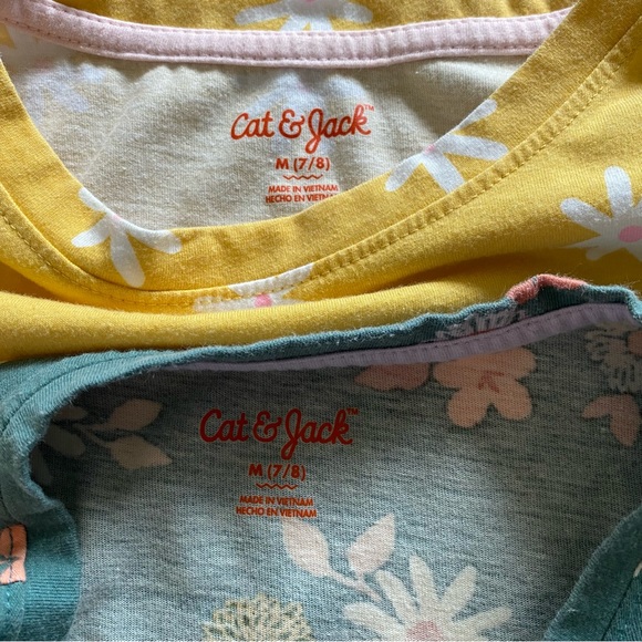 Lot of 2 girl’s size medium (7/8) Cat & Jack short sleeve floral tops - Picture 6 of 6